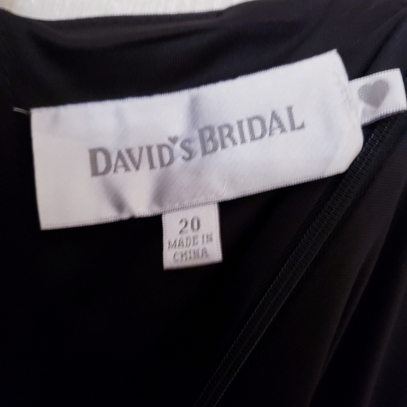 David's Bridal Versa Gown - Picture 4 of 15